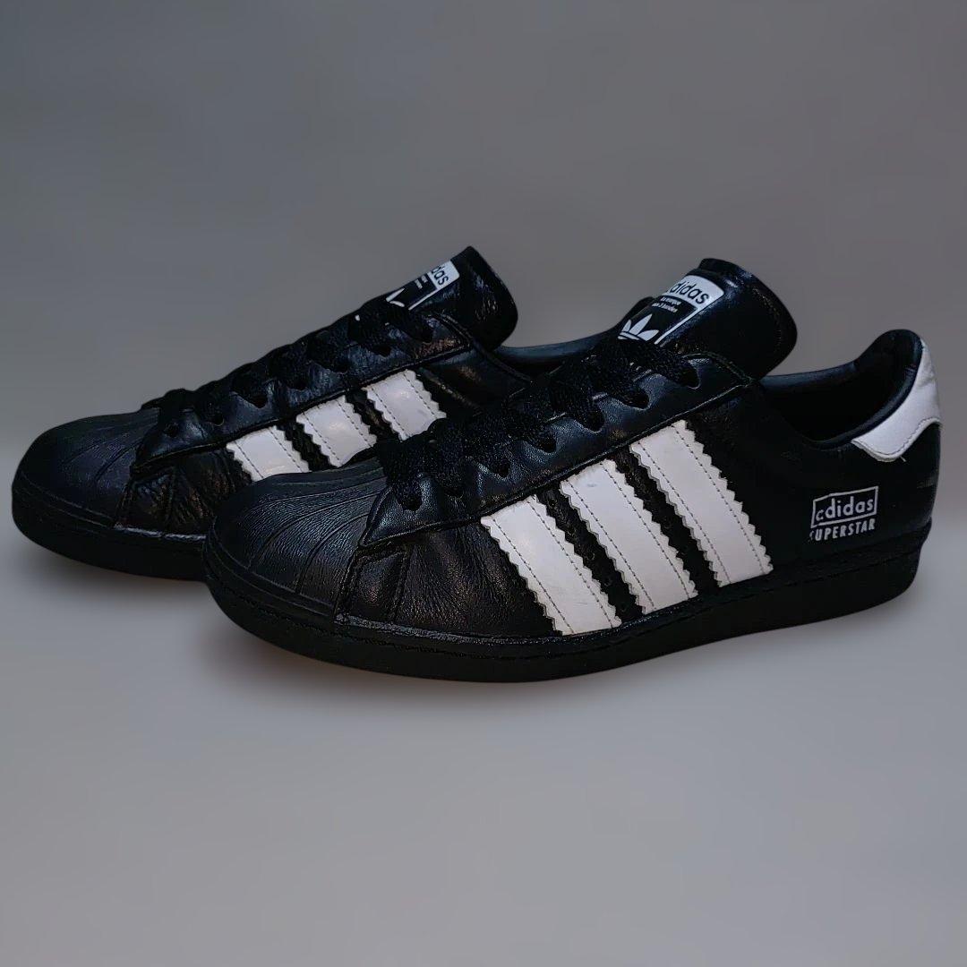 アディダス2018SUPER STAR 80sスーパースター27㎝極太3本ライン - メルカリ