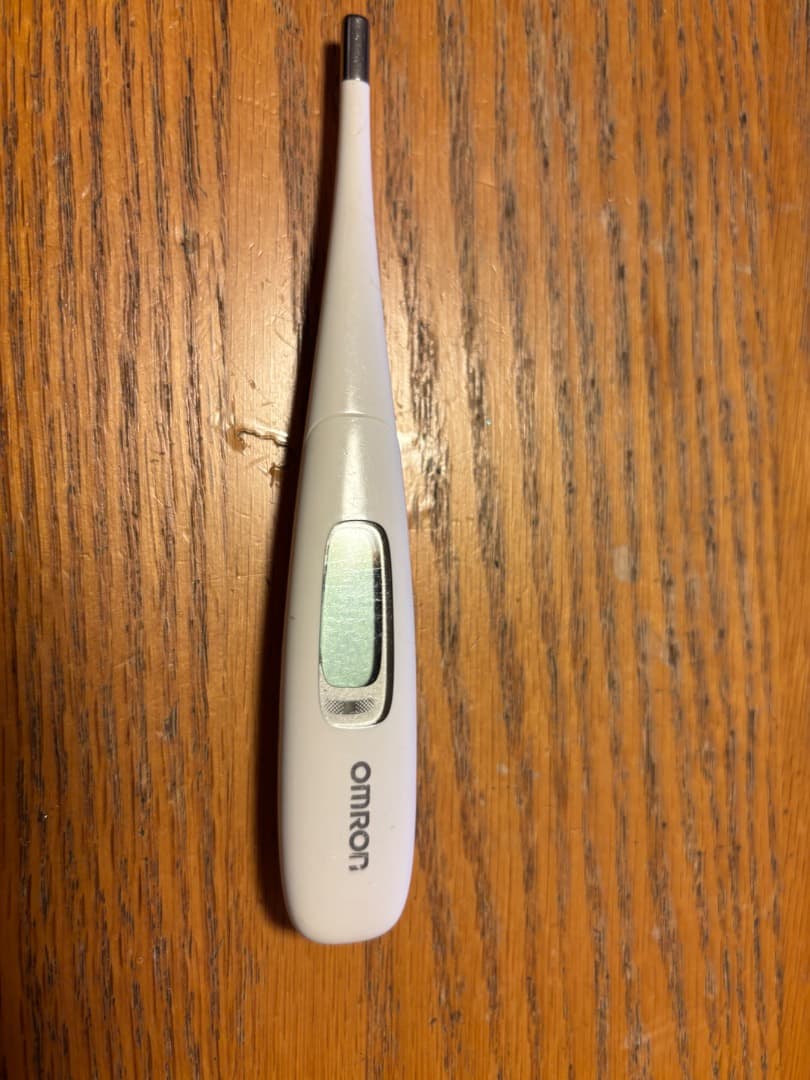 Omron デジタル体温計 ホワイト