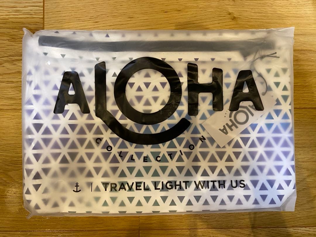 リッツカールトンワイキキ ALOHAコレクションポーチ 宿泊者限定 ハワイの人気ローカルブランド「ALOHAコレクション」と、ザ・リッツ