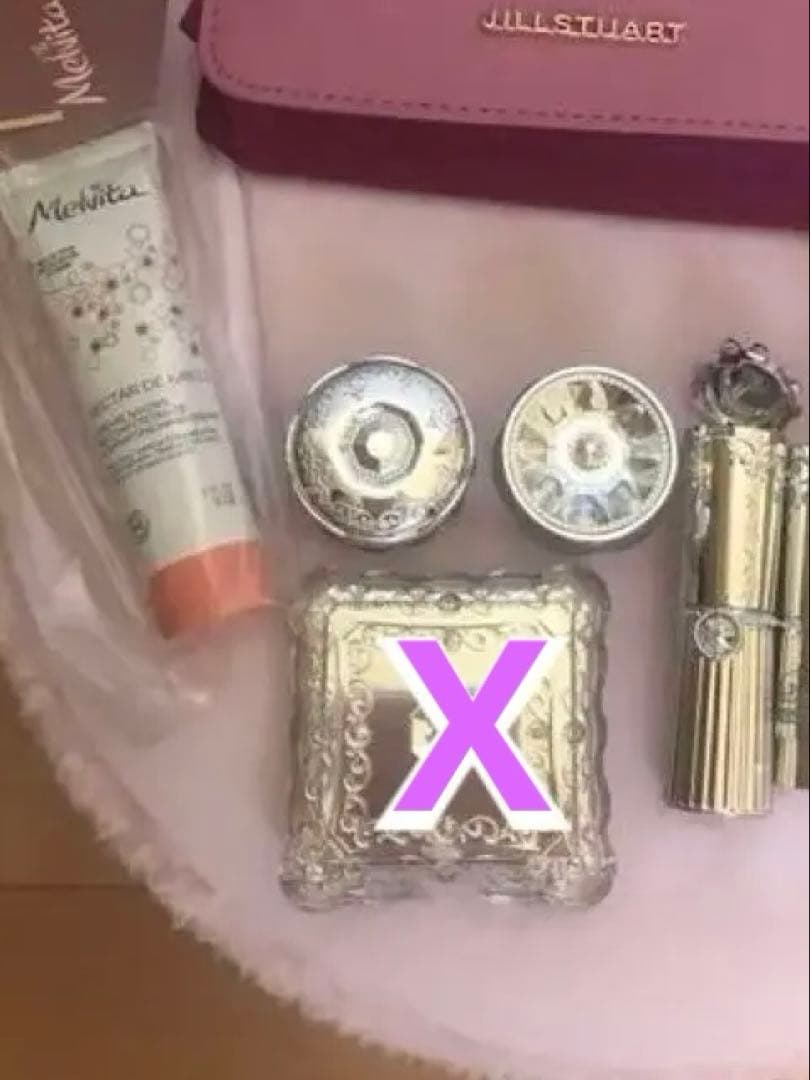 メイクアップ　口紅　リップバーム　アイシャドウ ハンドクリーム