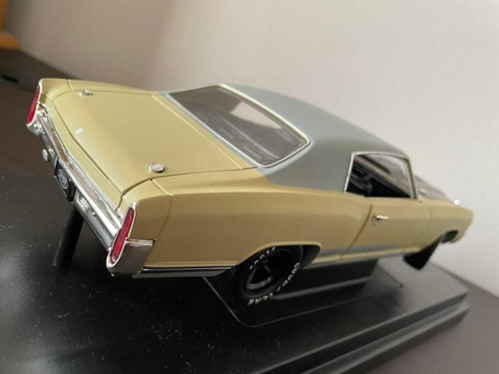 日本未発売、絶版】ワイルドスピード ミニカー シボレーモンテカルロ 1