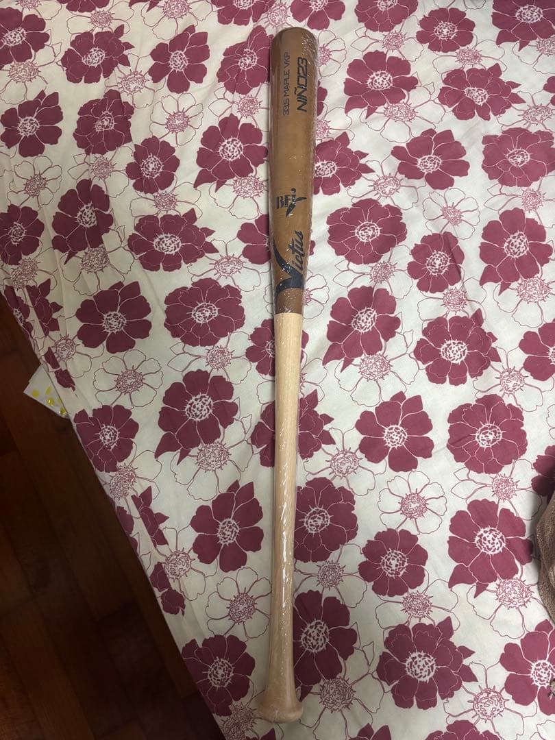 VICTAS タティスjrモデル　85センチ