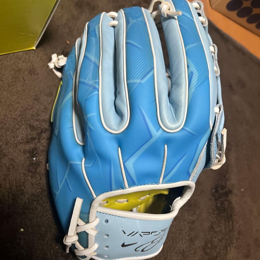 硬式用Nike Vaper Elite アクーニャ モデル ナイキ グローブ - メルカリ