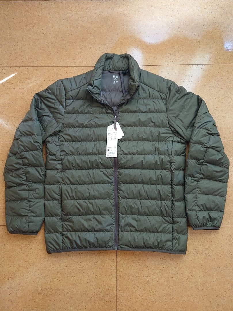 ユニクロ ウルトラライトダウンジャケット オリーブ M - メルカリ