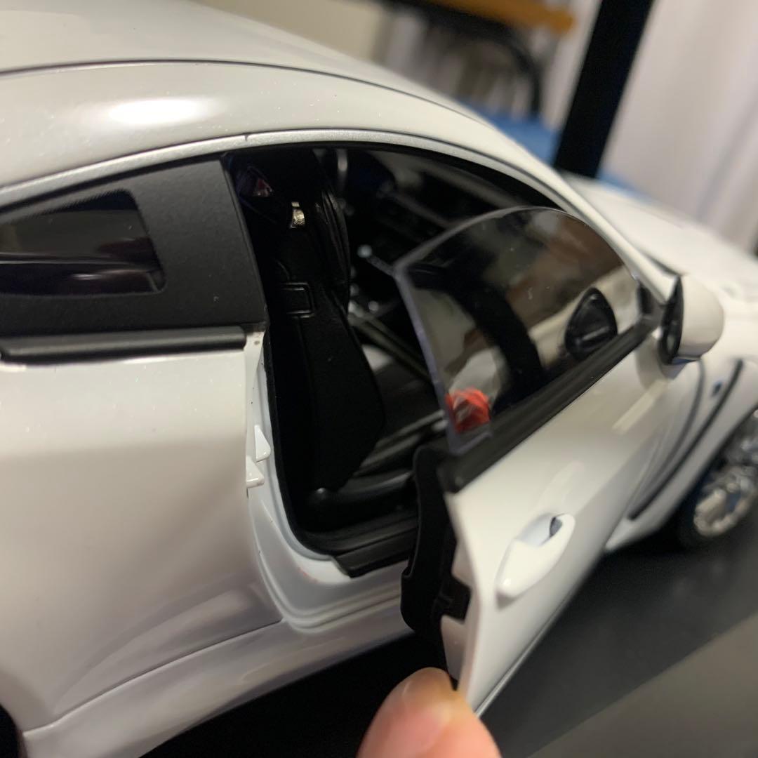 非売品・希少品】レクサス RC-F ミニカー 1/18スケール - メルカリ