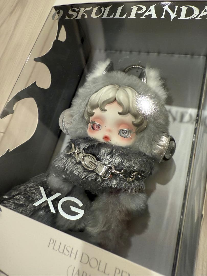新品未開封 POPMART SKULLPANDA 日本限定ノベルティカード付き - メルカリ