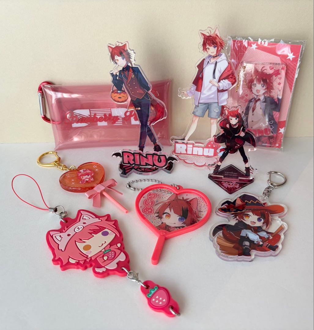 すとぷり 莉犬 アクスタ・キーホルダー ・クリアマルチケース まとめ