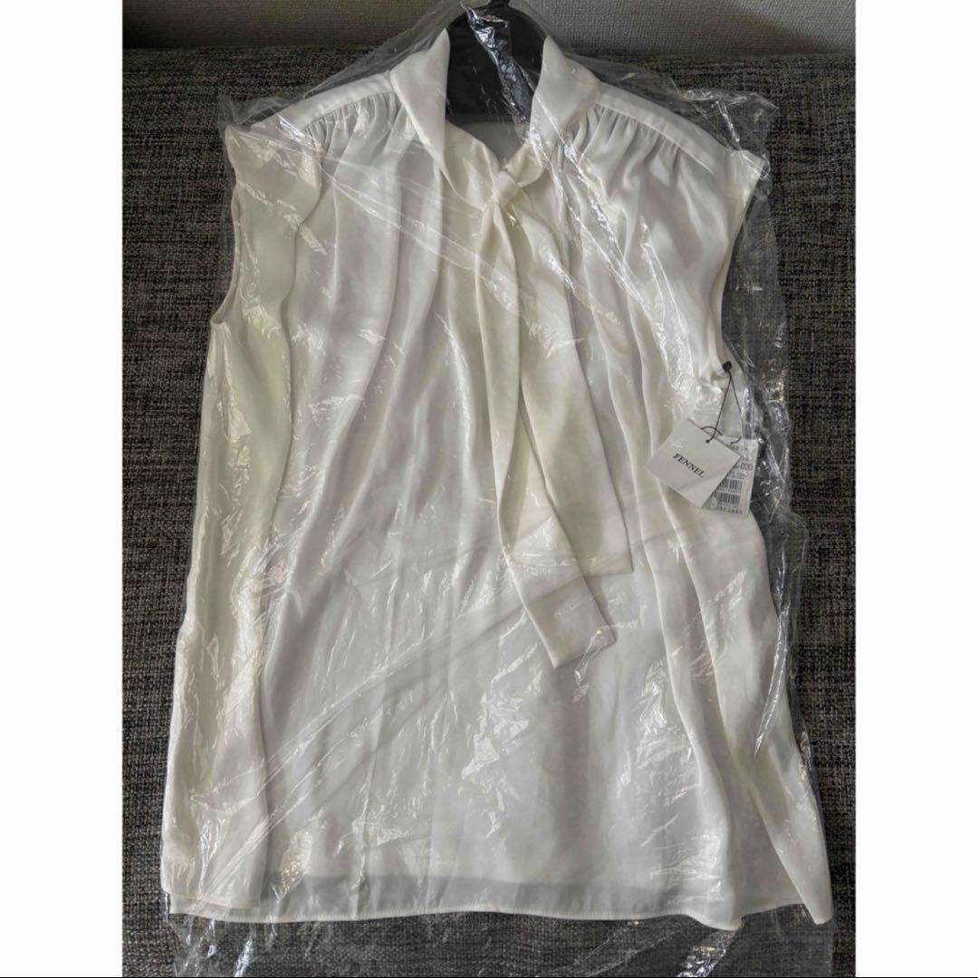 新品 ヤマダヤ FENNEL サテン×カットソーボウタイブラウス - メルカリ