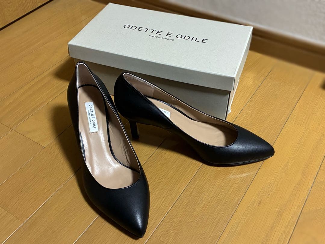 新品 オデットエオディール ポインテッドパンプス 黒 23.5cm