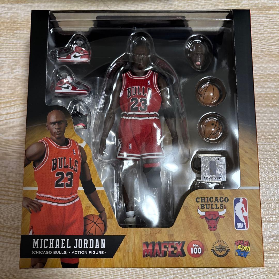 MAFEX Michael Jordan アクションフィギュア Amazon.co.jp: メディコム・トイ MAFEX マフェックス No.255 Michael