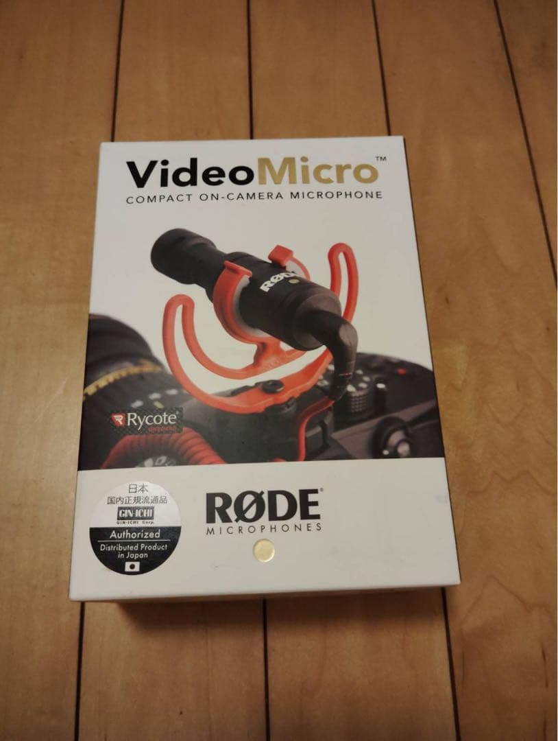 RØDE VideoMicro コンパクトマイクとビデオライト、バッテリー