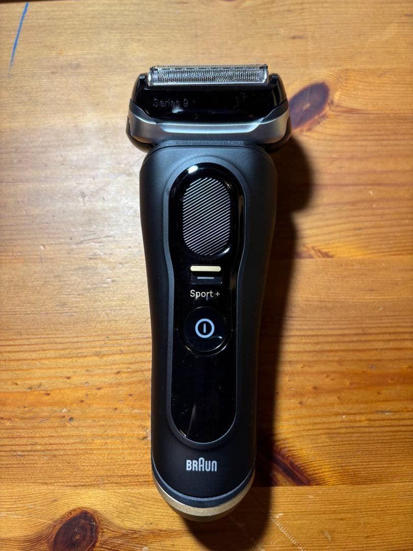 メンズシェーバー BRAUN 9 Sports+ 9310S