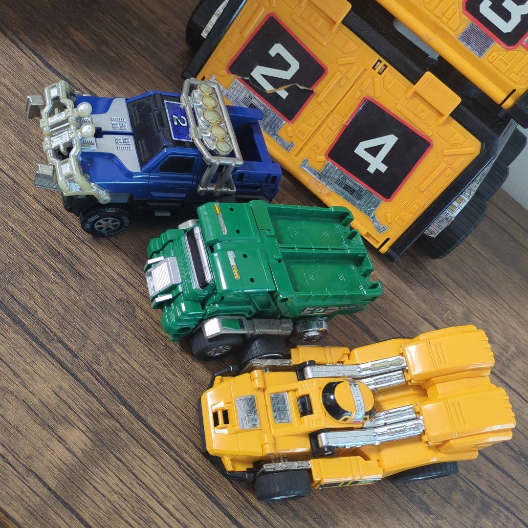 DXビクトレーラー 激走戦隊カーレンジャー DX VRVロボ - メルカリ