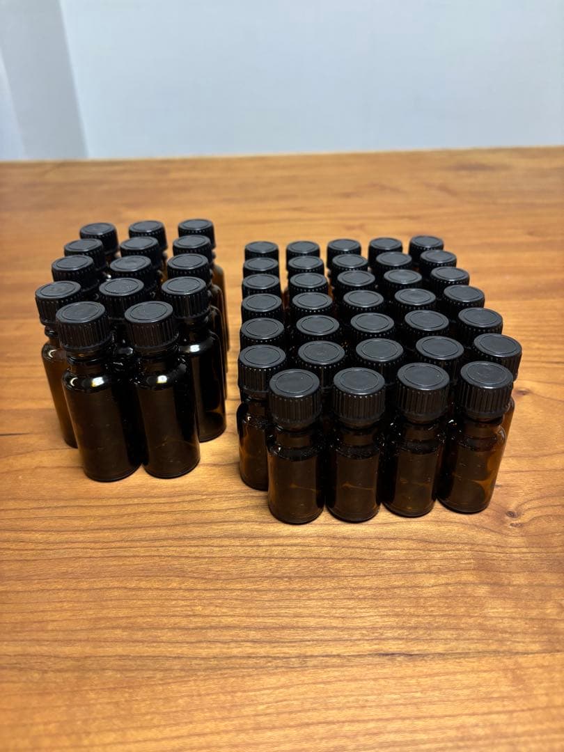 遮光瓶 （茶色）20ml/14本 :遮光瓶 （茶色）10ml/34本