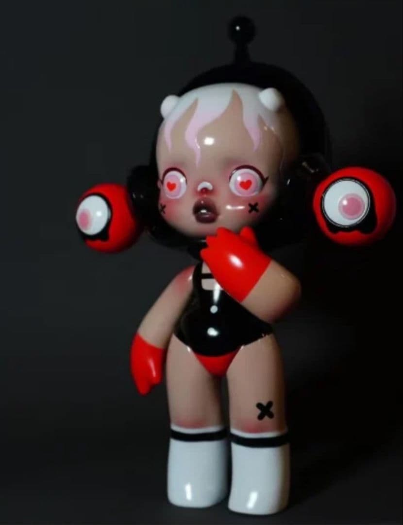 POPMART・SKULLPANDA BABY MONSTER BEAUTY