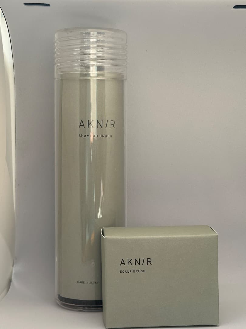 アクニー・シャンプーブラシ