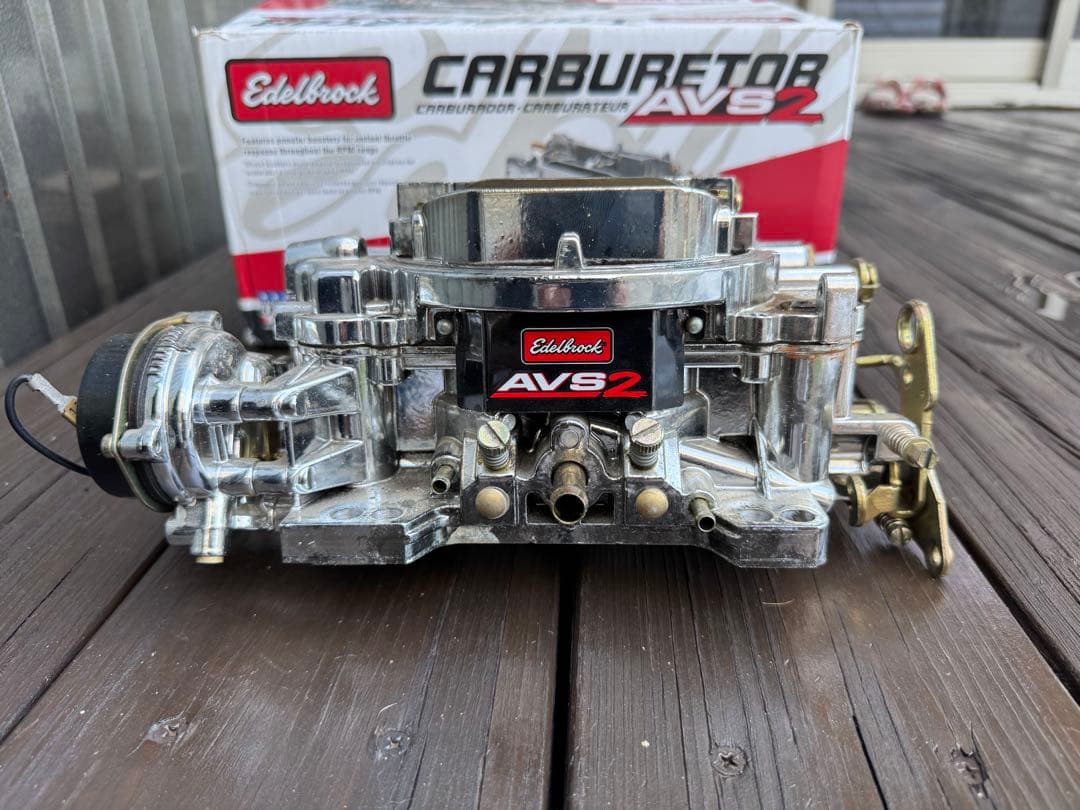 ジャンクEdelbrock AVS2 650fcm OHキット付き ジャンクEdelbrock AVS2 650fcm OHキット付き - メルカリ