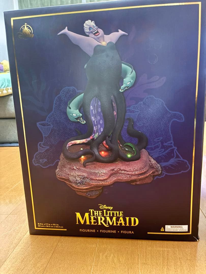 アースラ リトルマーメイド ライトアップフィギュア ディズニーストア