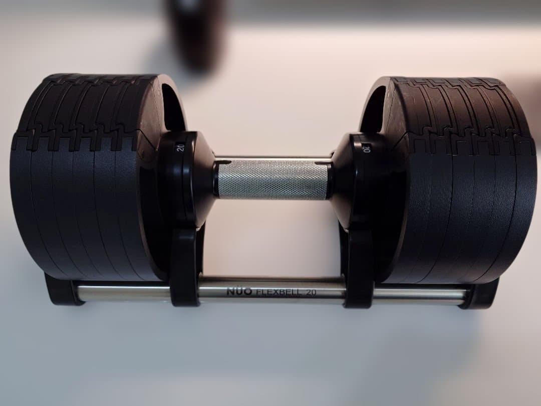 美品　NUO FLEXBELL 20kg ダンベル　セット購入①