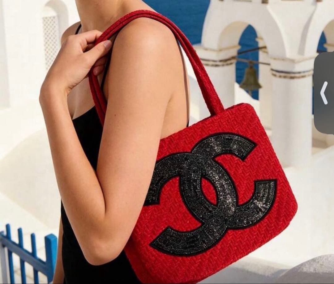 ま*ち様 新品未使用品✨CHANEL ビッグココマーク レッド ノベルティ