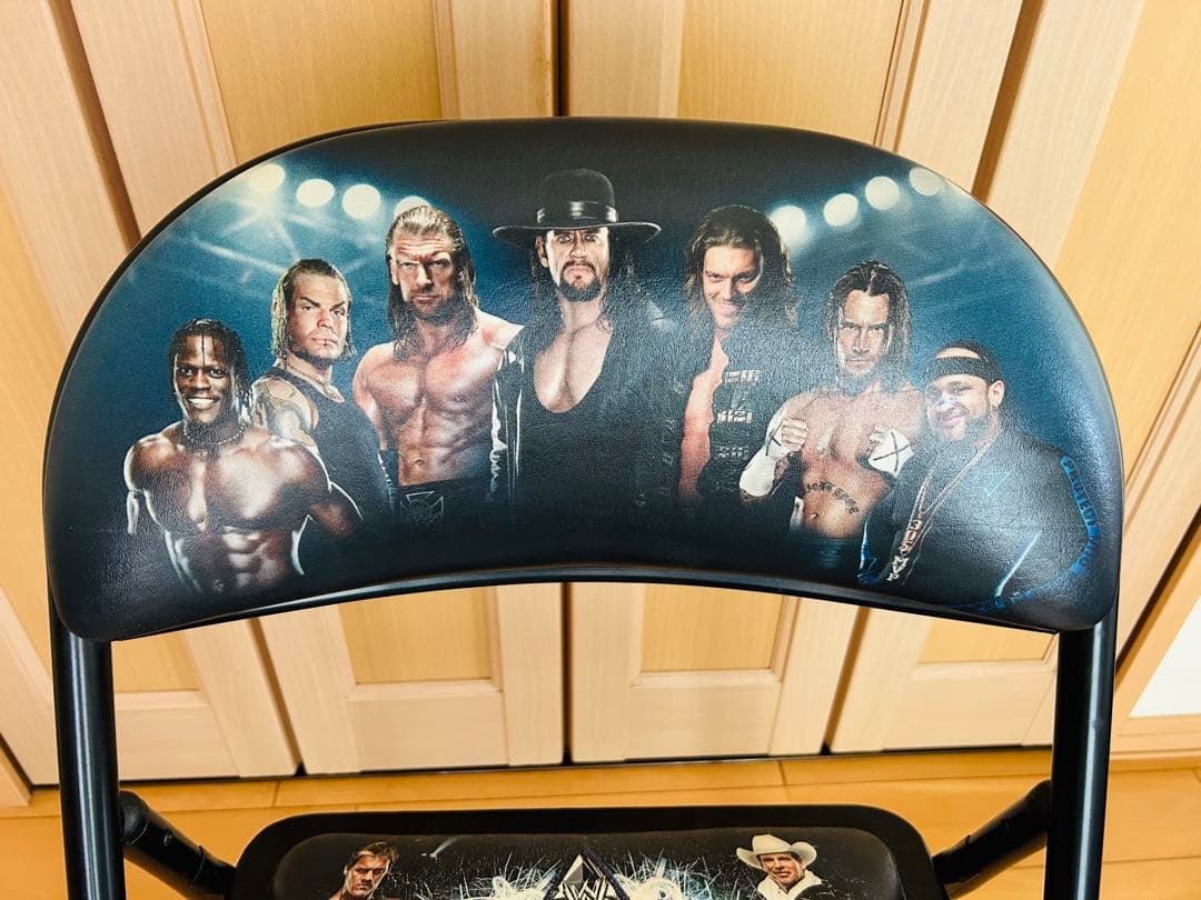 激レア！】WWE レッスルマニア25 大会記念 非売品 パイプイス WWF