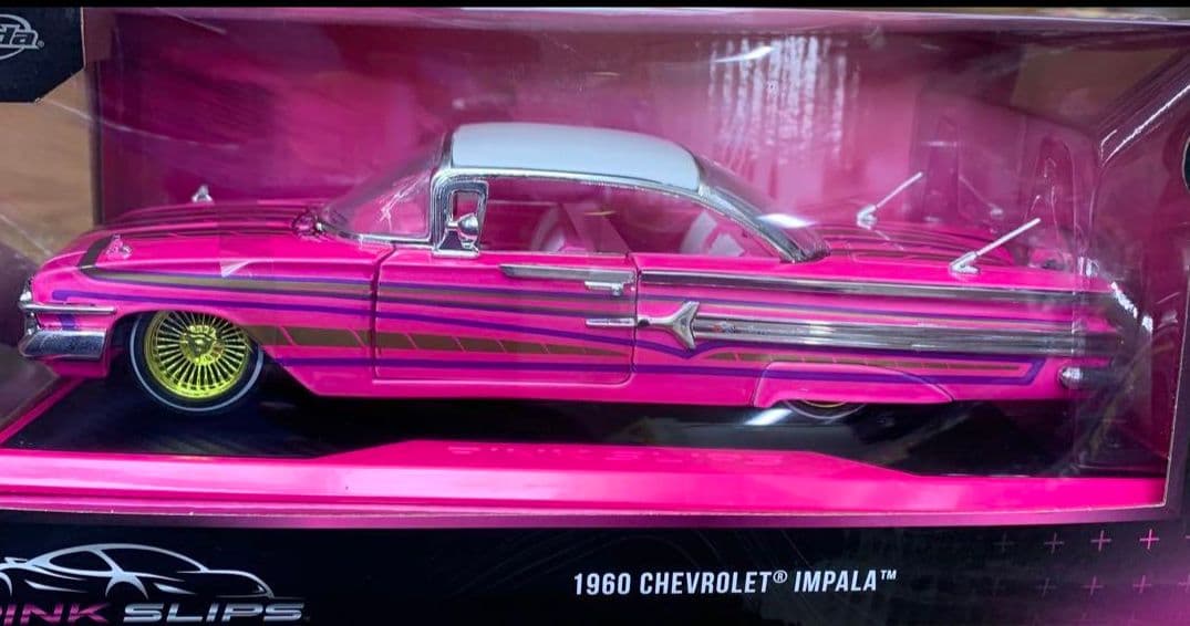 ジャダトイズ ピンクスリップ 1960 シボレー インパラ ローラ
