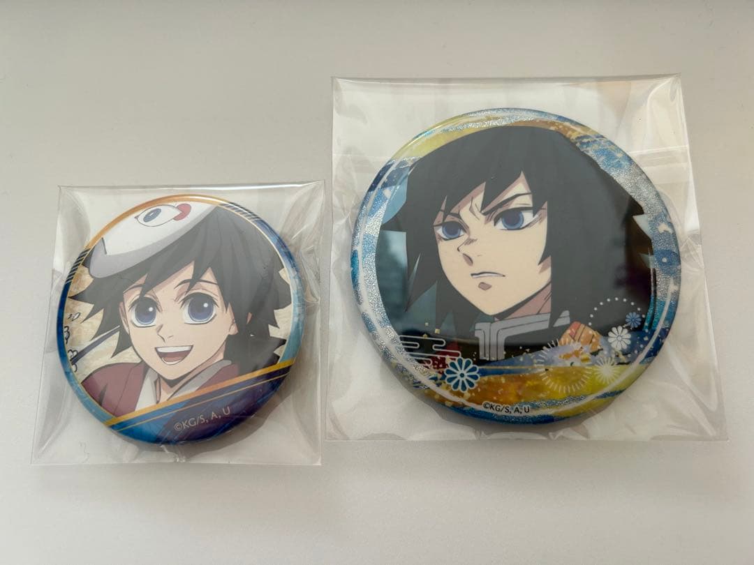 鬼滅の刃 冨岡義勇 缶バッジセット 大小2個セット - メルカリ