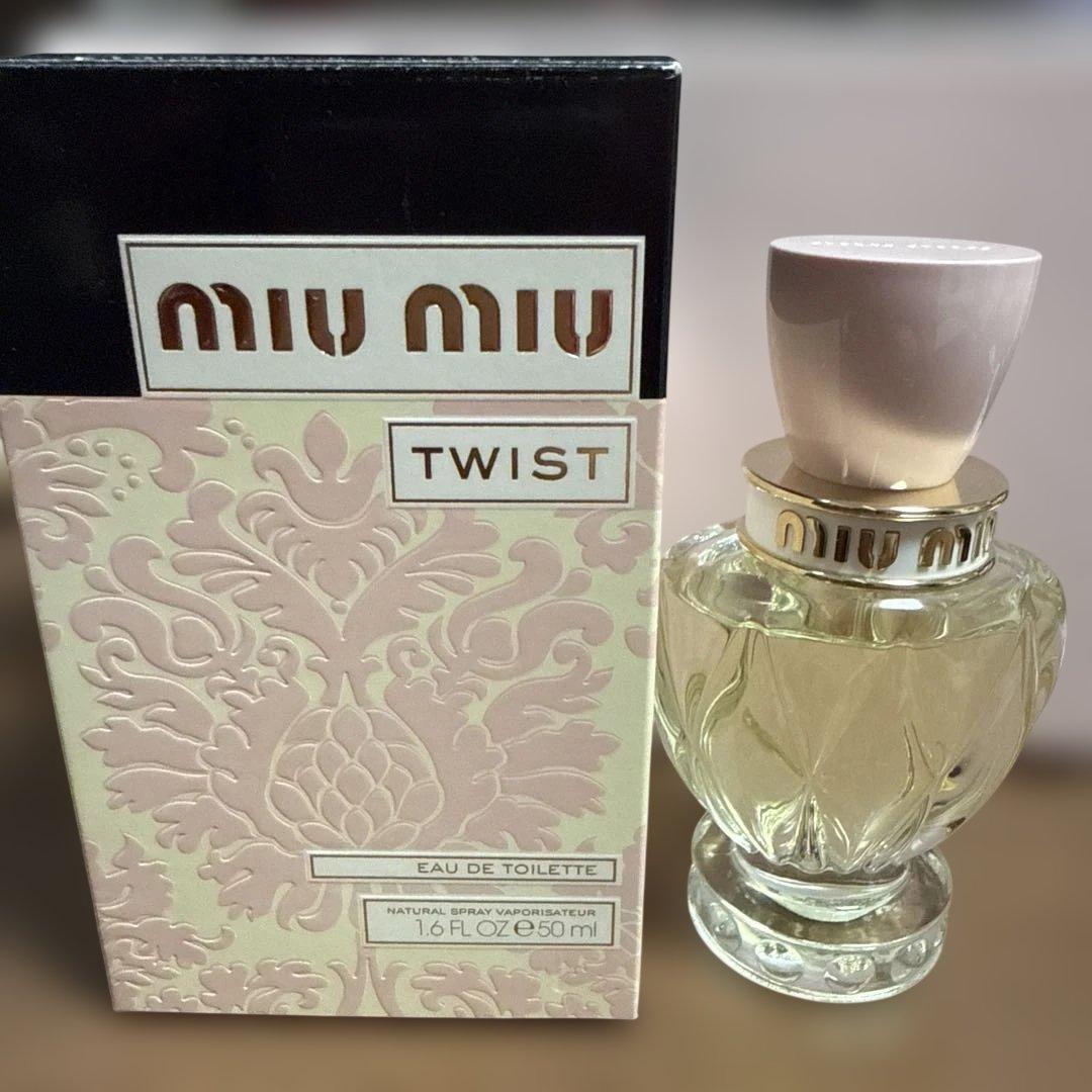 miu miuツイスト オードトワレ 50ml - メルカリ