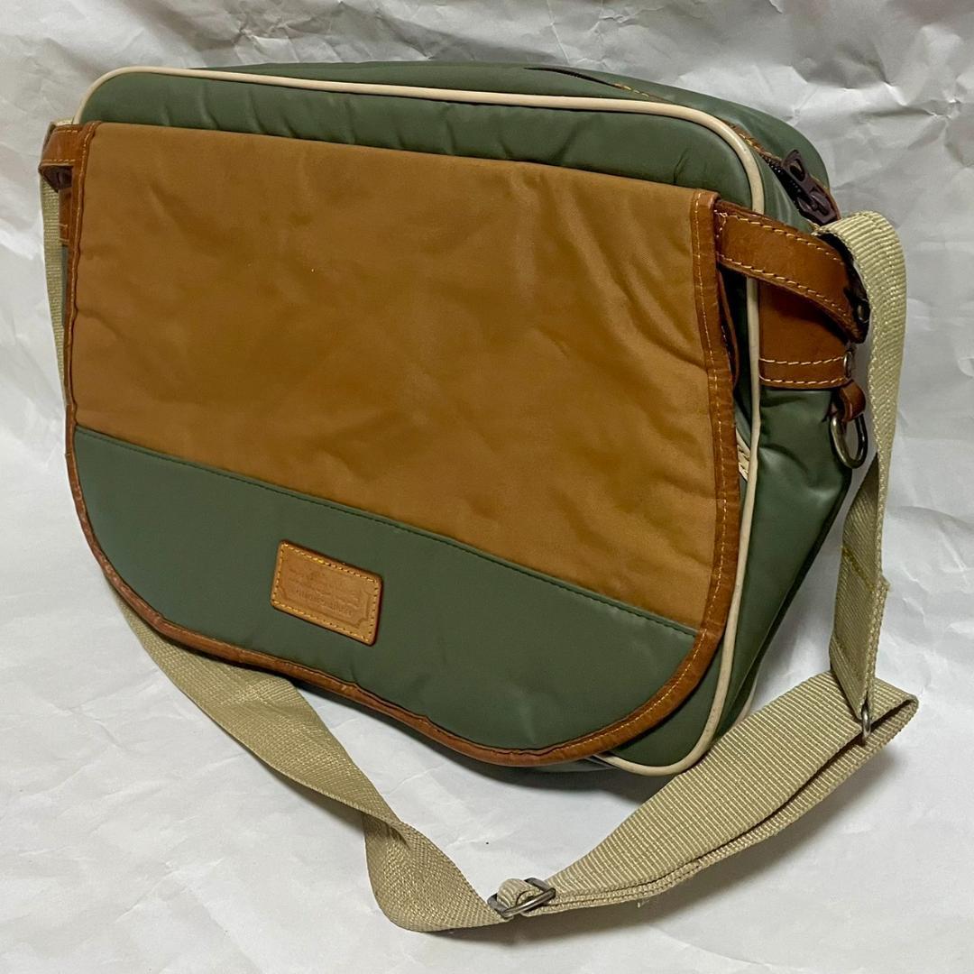 花瓶 和田绿玉梅瓶。花入 GFAA2021 | 传统工艺在当代_手机新浪网