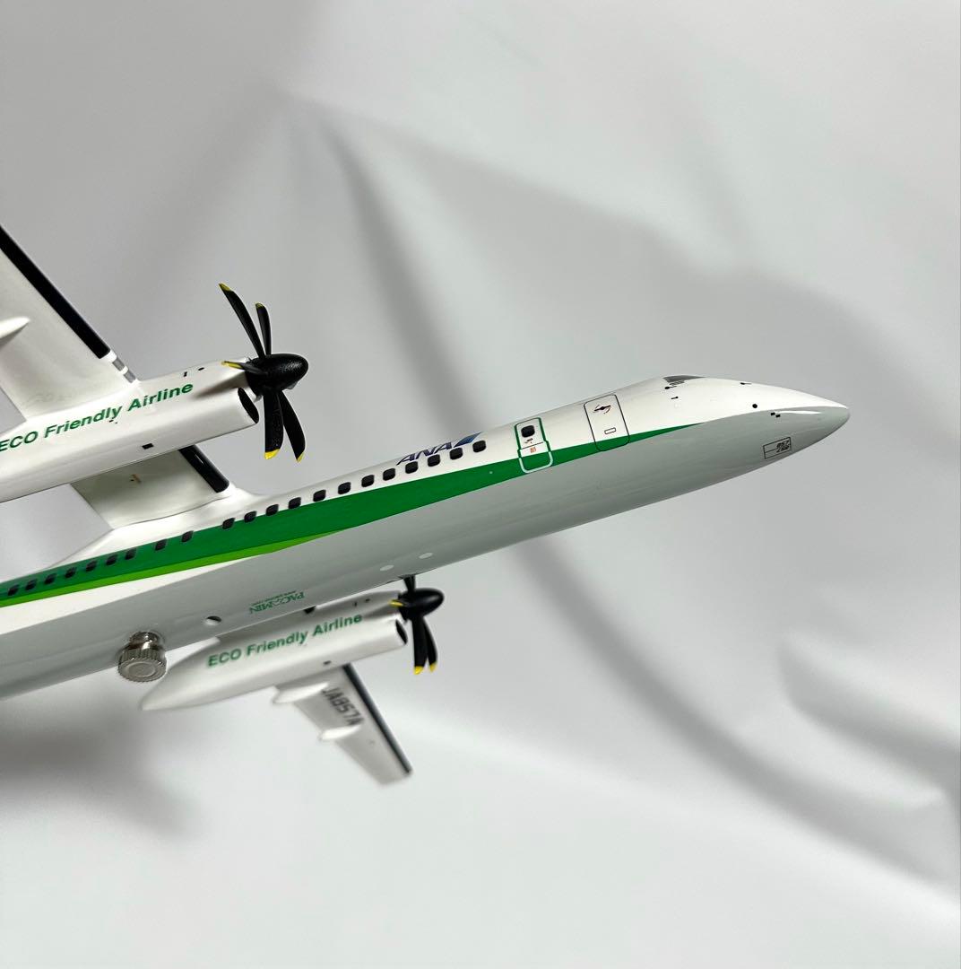 全日空商事 1/100 ANA DHC-8-400 NH11013 台座付き - メルカリ