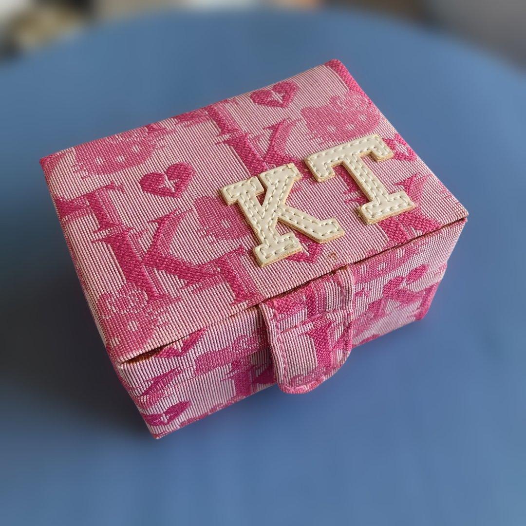 キティーちゃんアクセサリーケース