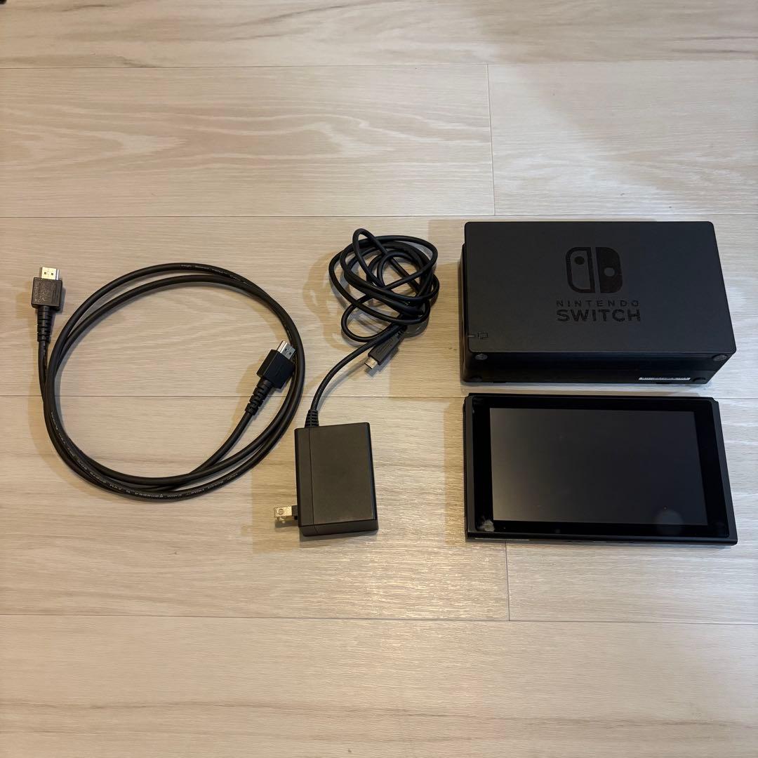 Nintendo Switch スイッチ　本体　Joy-Conなし