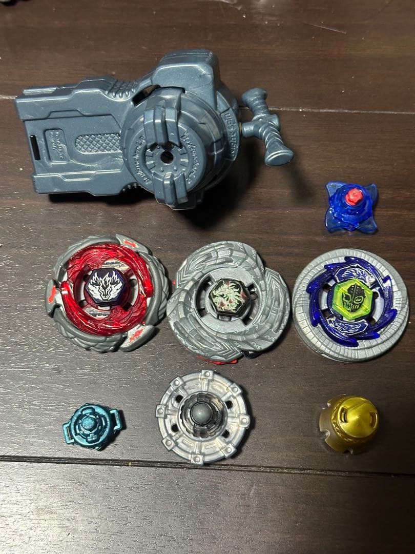 メタルファイト ベイブレード BB121 究極DX セット 使用感あり Amazon.co.jp: ベイブレード BB-121 究極DXセット [並行輸入品] : おもちゃ