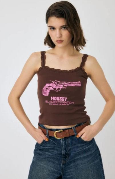 MOUSSY BEP GUN GRAPHIC キャミソール ブラウン
