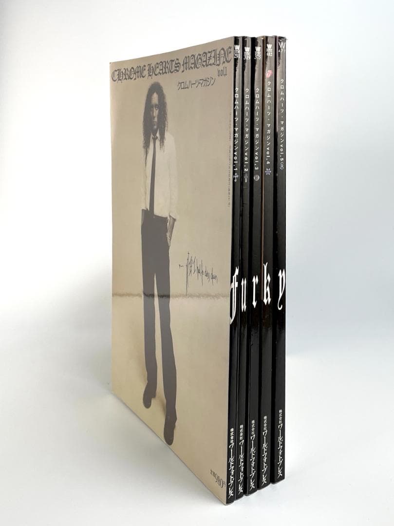 ☆『クロムハーツ・マガジン』vol.1〜 vol.5 Chrome Hearts - メルカリ