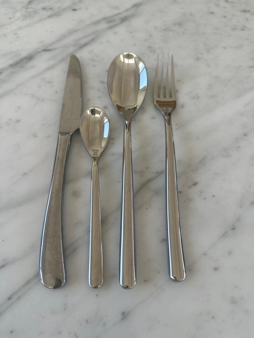 美品／19人用ステンレスカトラリーセット一式