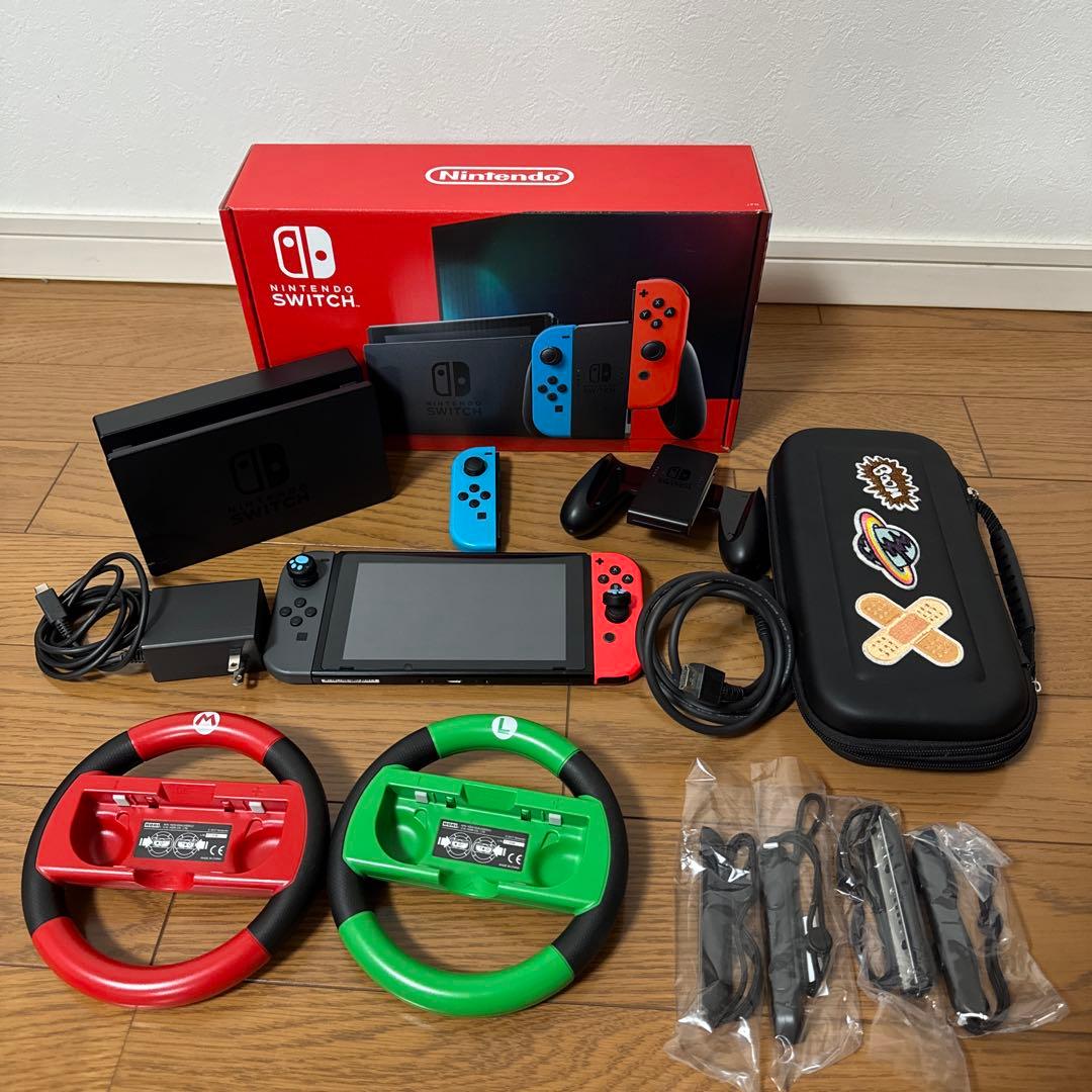 Nintendo Switch 本体 マリオカートJoy-Conハンドルセット