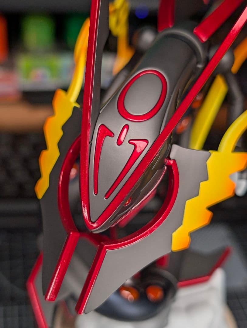 黒いメガレックウザ 全塗装 完成品 ポケプラ - メルカリ