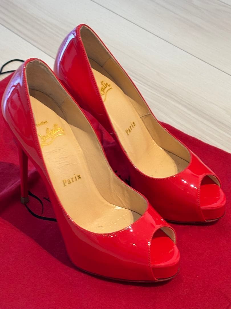 セール！クリスチャンルブタン ３４サイズ パンプス