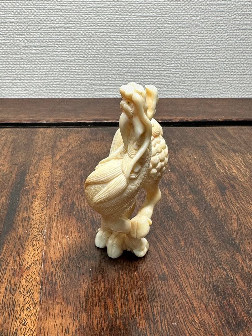 キリン麒麟緒締根付提げ物牙彫天然材質置物骨董古美術 ねつけ