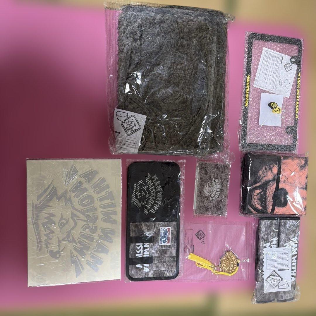 マンウィズ　車用品セット MAN WITH A MISSION | GoodsLookbook