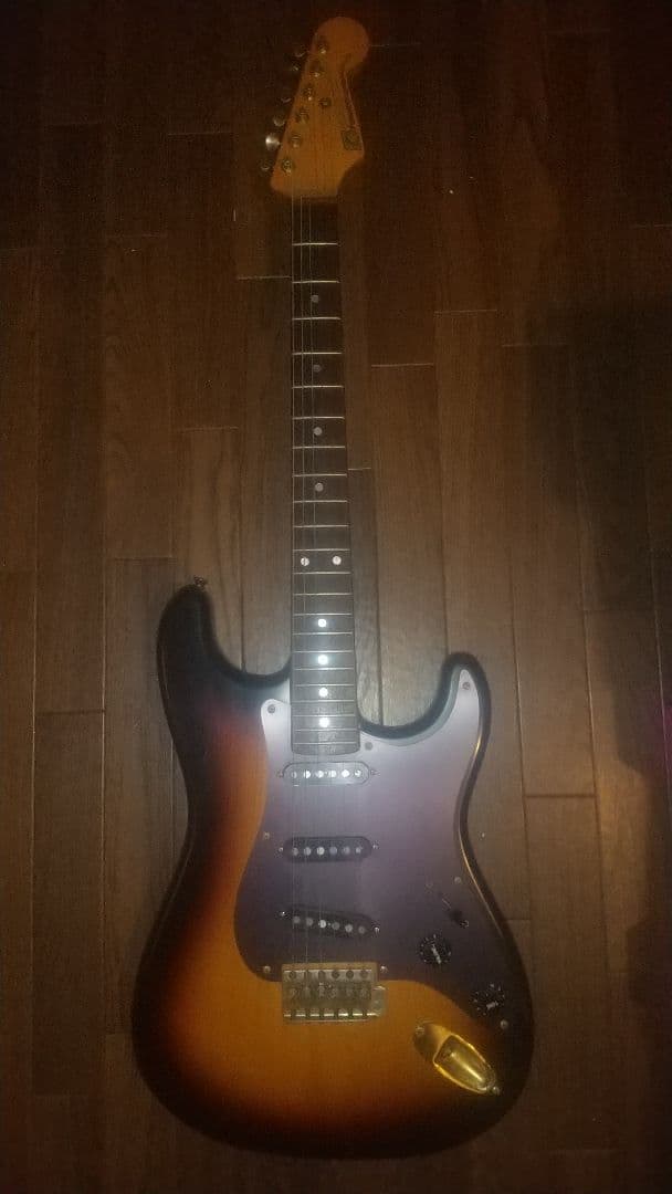 気まぐれセールフェルナンデス　ストラト　FST　エレキギター　ジャパンビンテージ