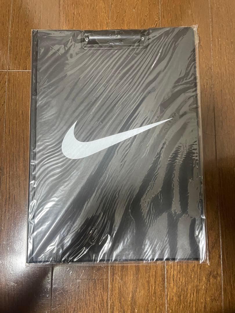 シュガー様専用 NIKE バインダー 非売品 - メルカリ