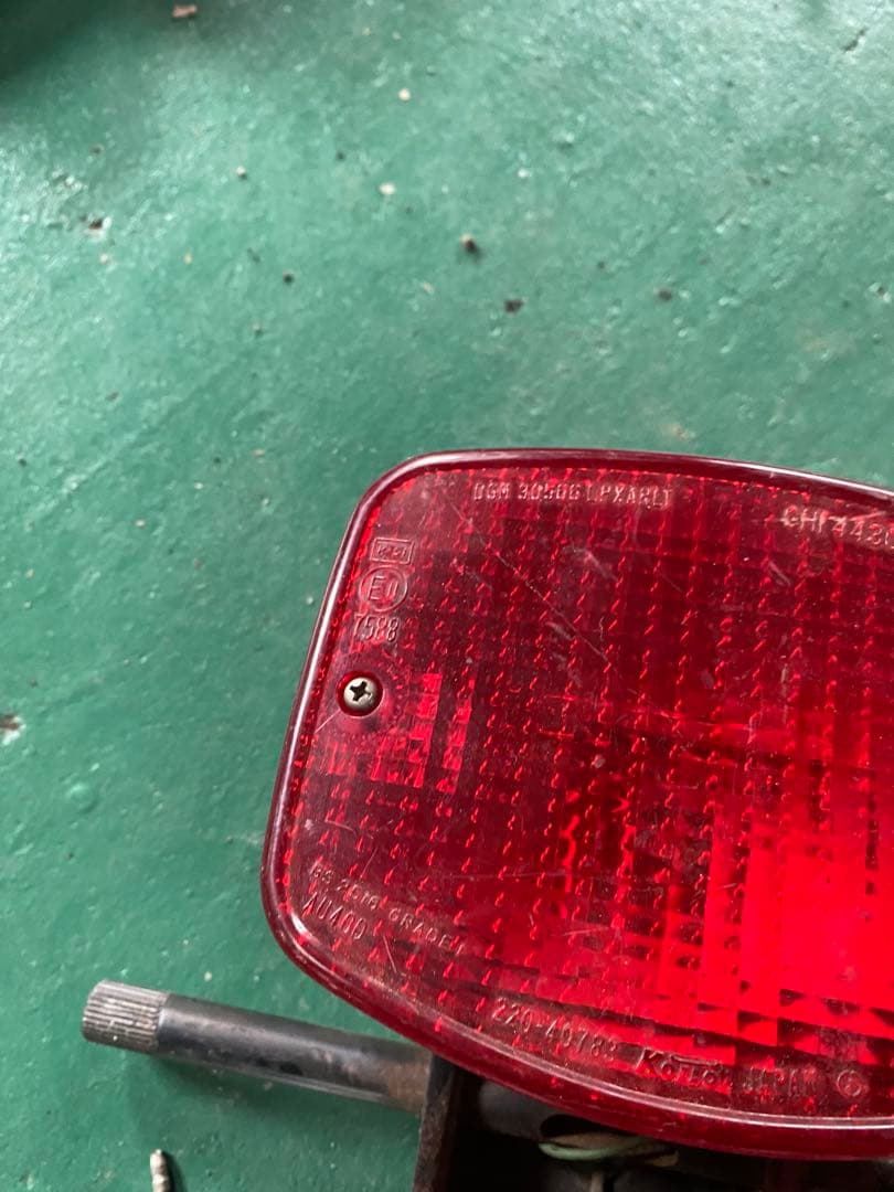 Z400FX Z400J Z550FX テールランプブラケット ウィンカーステー - メルカリ