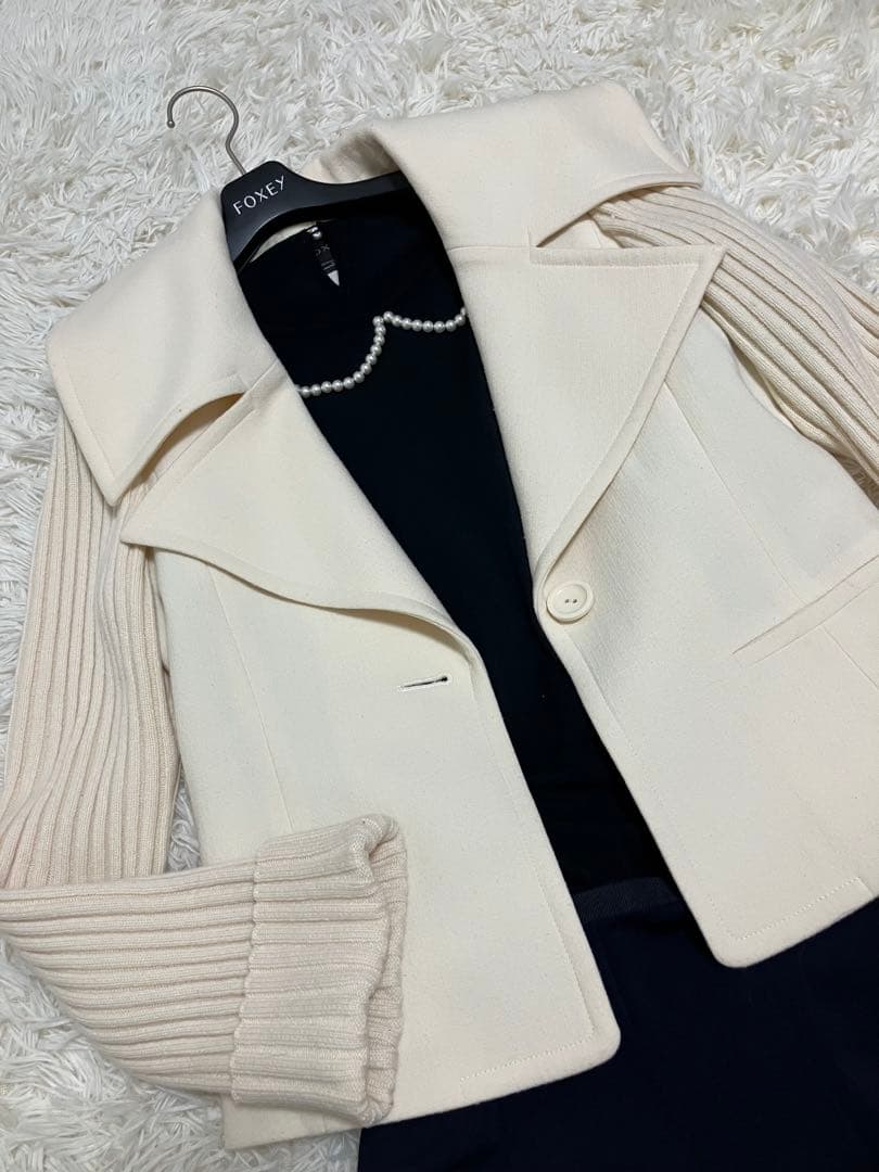 FOXEY ニットコート異色生地使い暖かなナチュラルホワイトリブピンク様 白】コート フード ピンク 可愛い エレガント お嬢様 ピンク