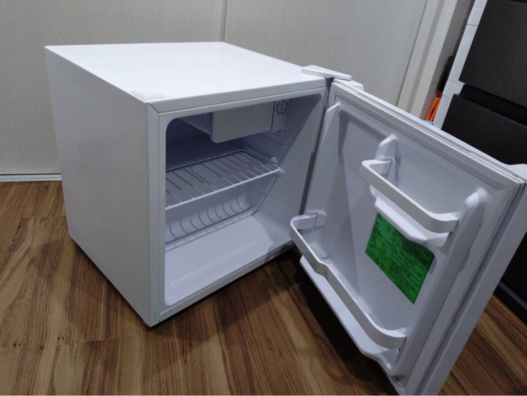 2023年製 YAMADA SELECT 冷蔵庫 46L YRZ-C05H1 - メルカリ