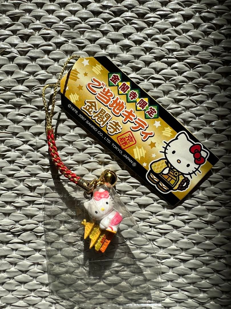 ご当地キティ ハローキティ ストラップ 京都 金閣寺 - メルカリ
