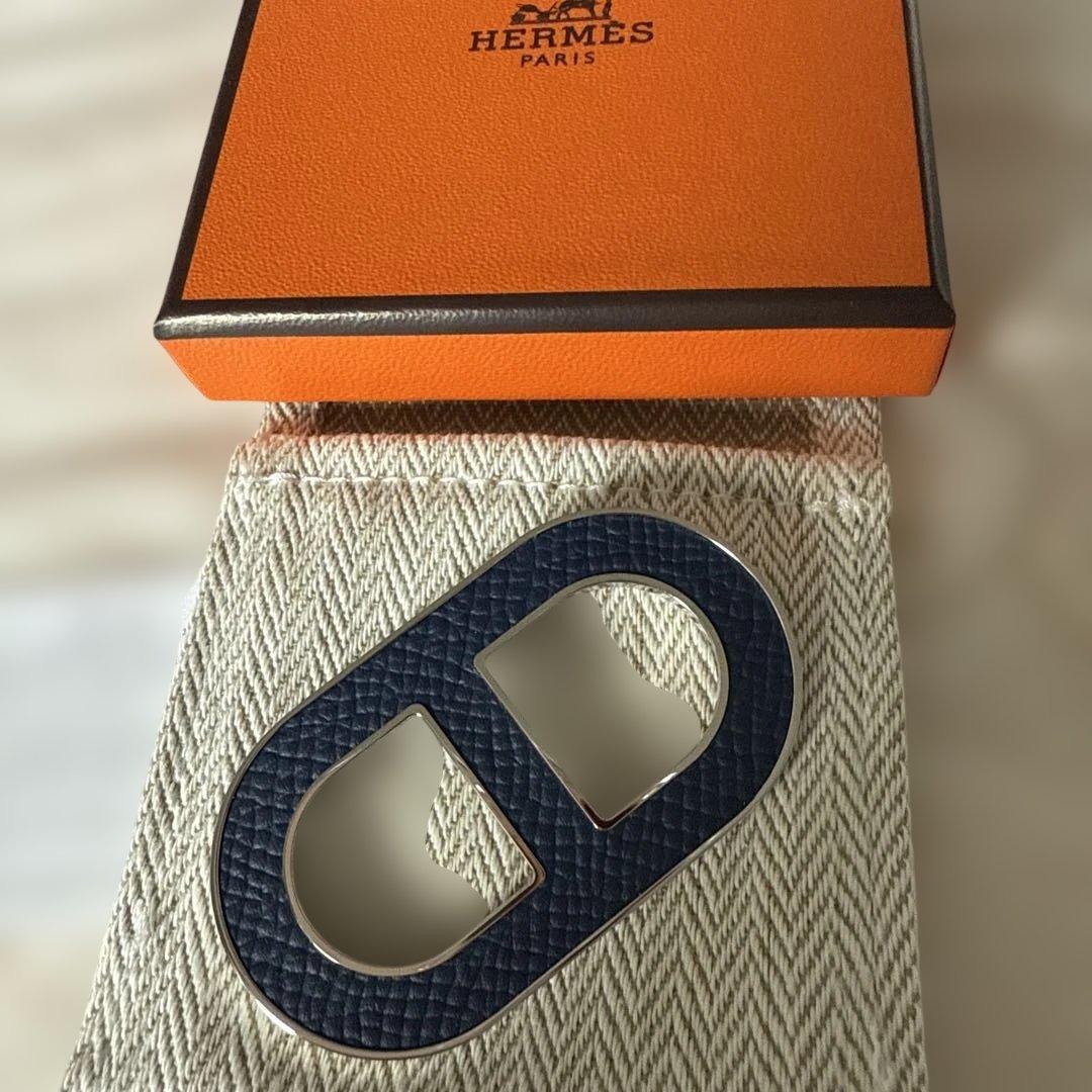 【未使用品】 エルメス　シェーヌダンクル　ブローチ￼ エプソン　ブルー系