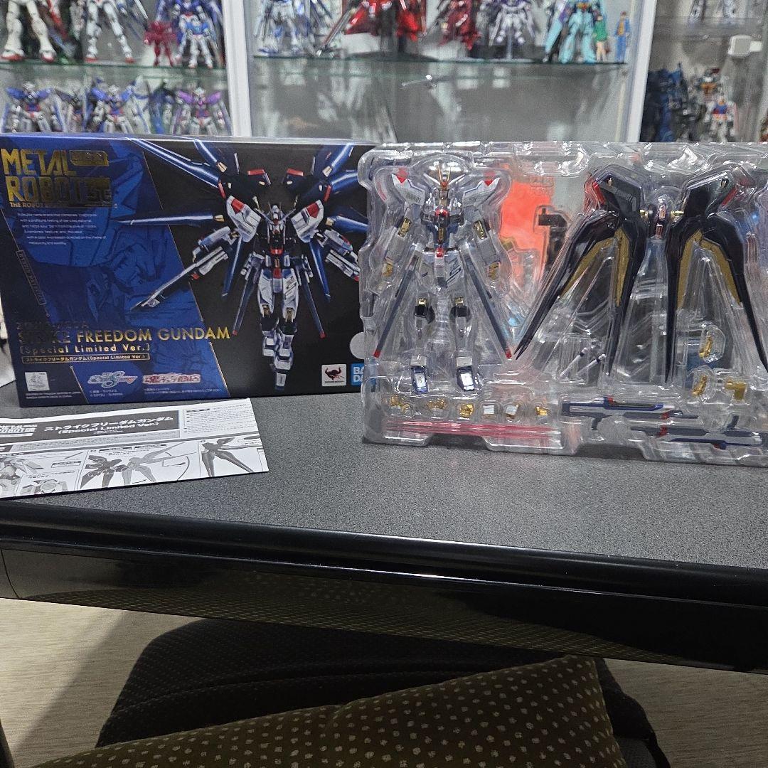 海外イベント限定品！メタルロボット魂　ストライクフリーダムガンダム