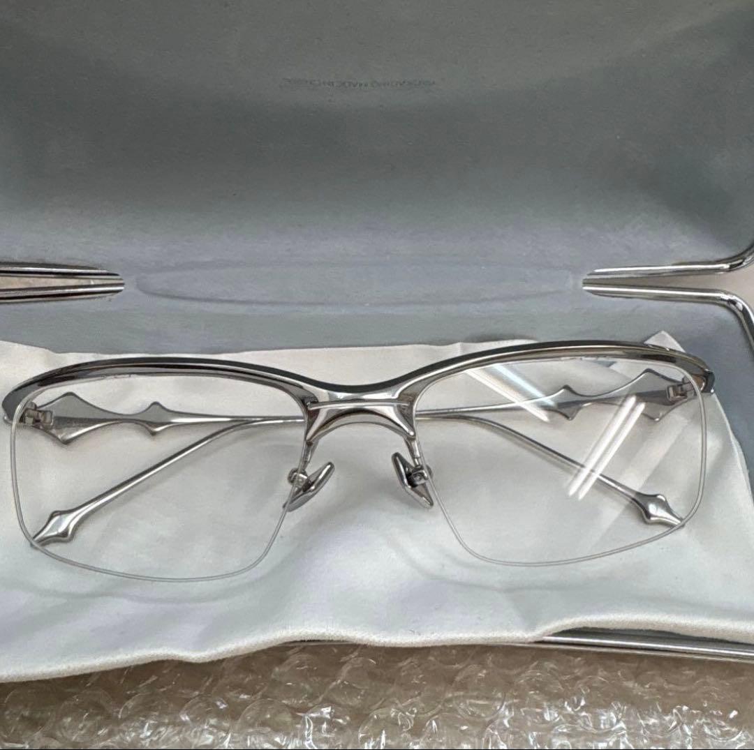 ジェントルモンスターGENLTLE MONSTER リムレスメガネ